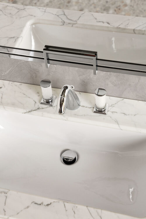 Зеркало Valentino, смеситель Fortuny