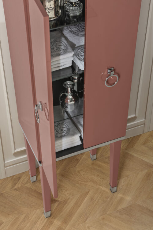 Высокий шкаф Lutetia, отделка Marsala