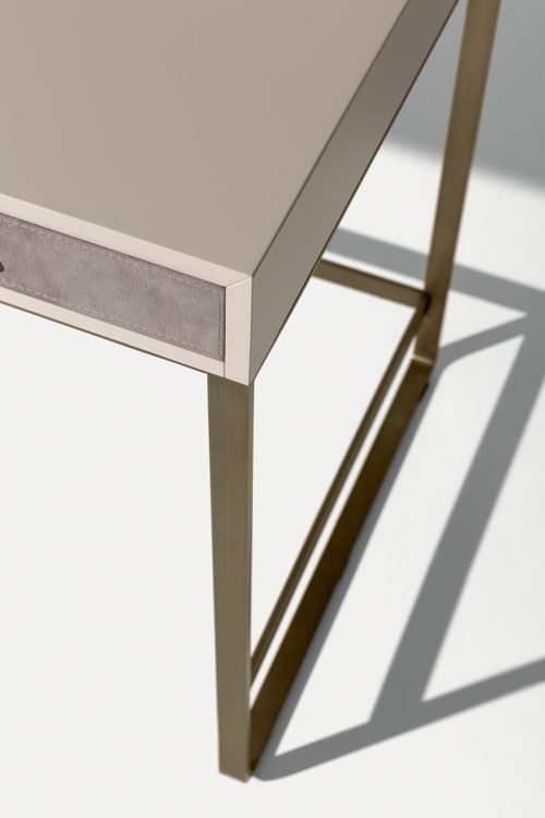 Proust writing desk in Tortora lacquered finish with bronze metal finish details