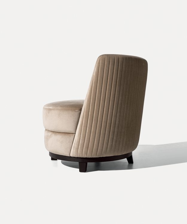 Ava armchair with Moka Oak base and covered in velvet