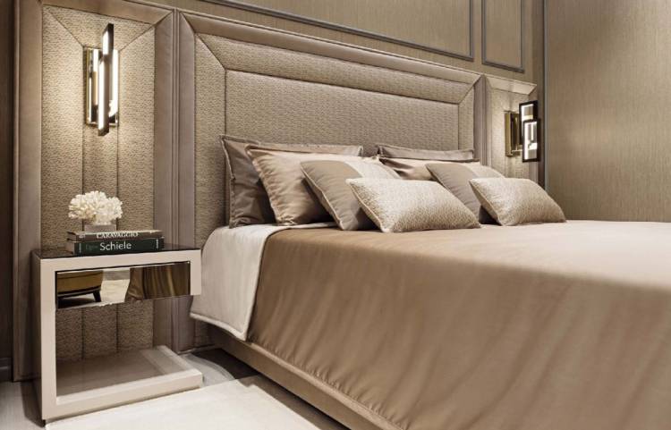 Oasis-Louvre-bedroom