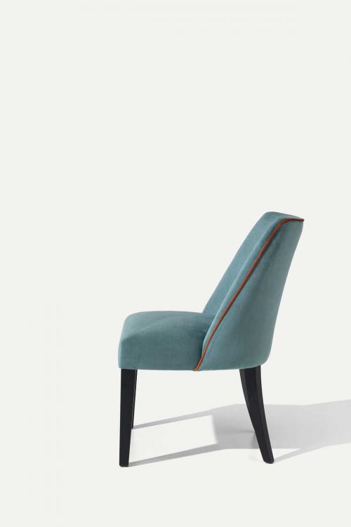 Musa chair with Moka Oak legs and covered in velvet