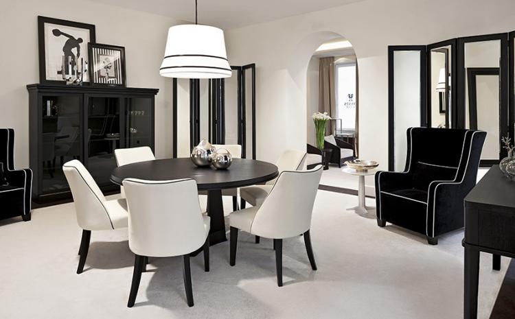 Black & white theme – Dining room