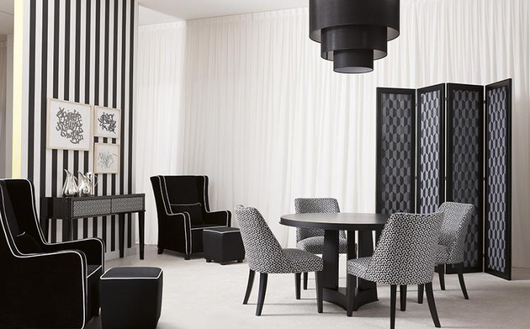 Geometric patterns triumph – Dining room