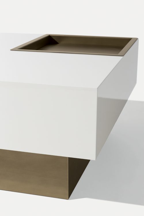 Yves coffee table in Avorio finish and bronze lacquered finish