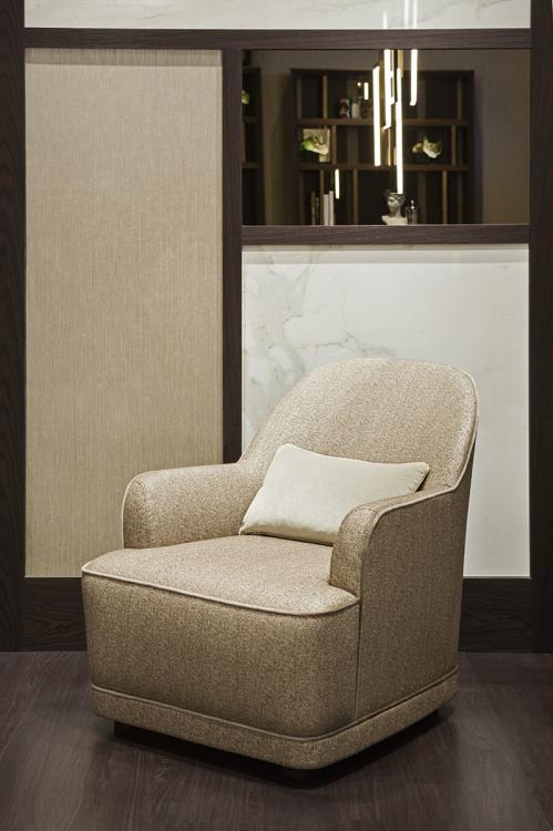 Symphony in beige Oasis living room