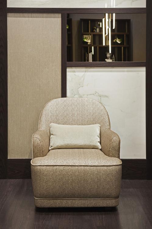 Symphony in beige Oasis living room