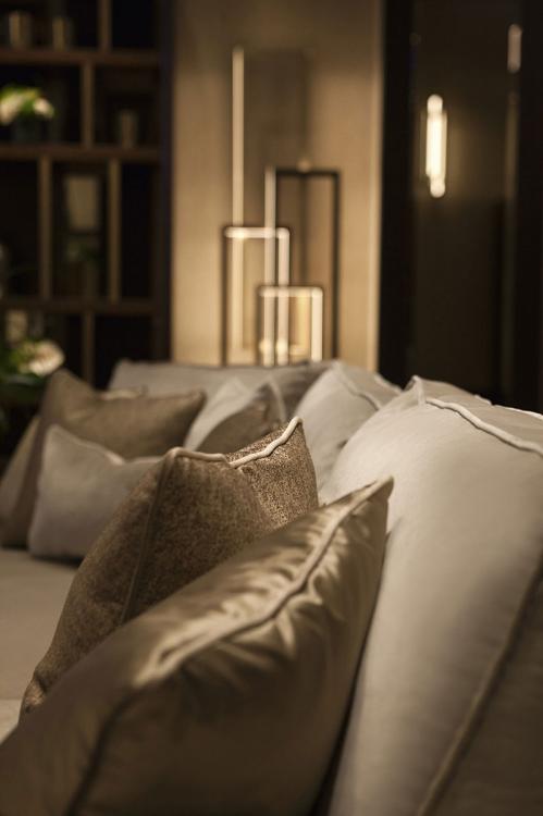 Symphony in beige Oasis living room