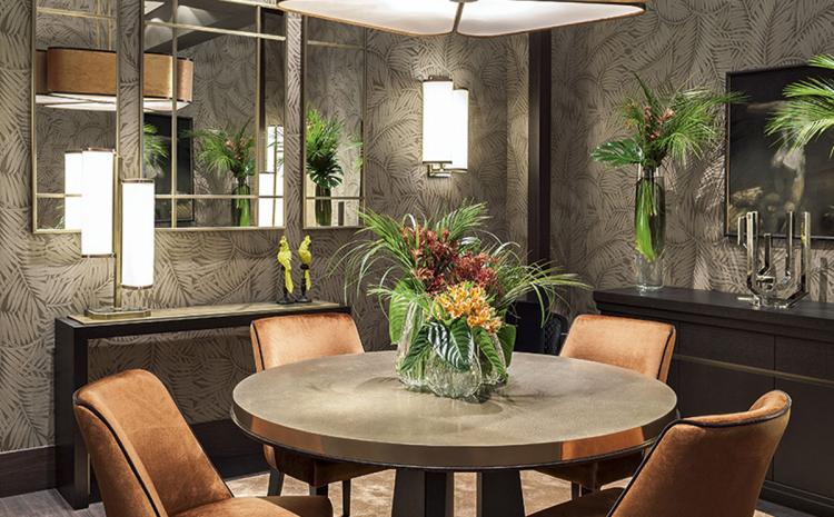 Autumn leaves dining room