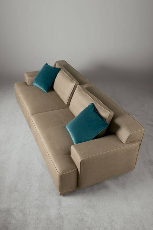 Dahlia Sofa- Home Collection