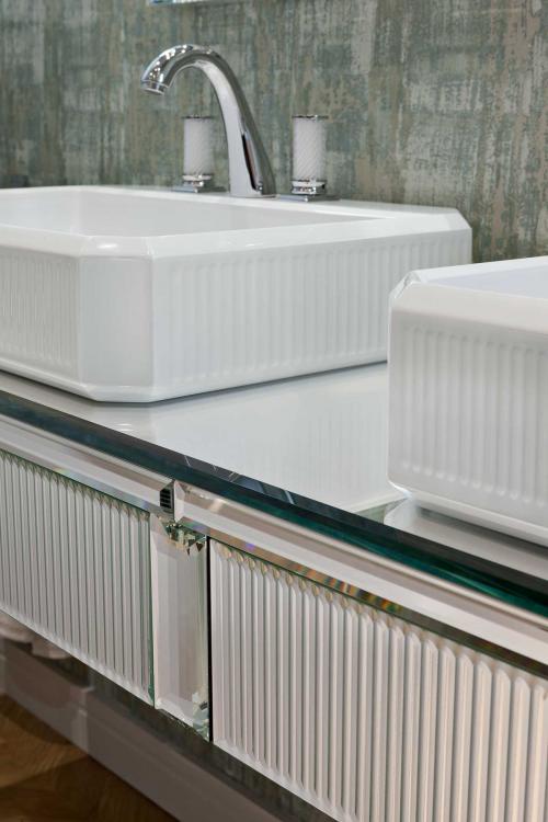 Rialto vanity unit, ribbed mirror finish, countertop washbasin, Fortuny faucet