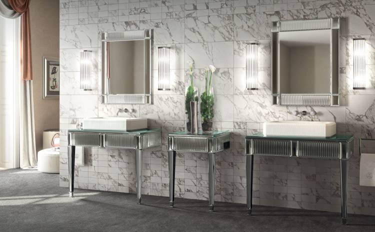 Rialto vanity unit and console, ribbed mirror, countertop washbasin, Venice faucet, Murano 1 wall lamp