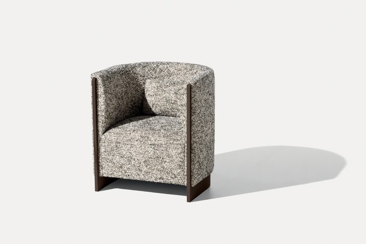 Adeline armchair in fabric and Cioccolato finish