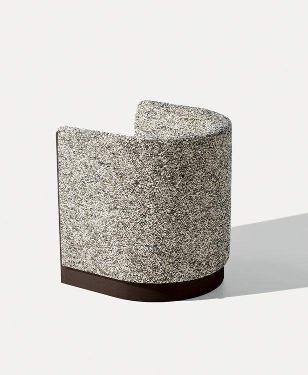 Adeline armchair in fabric and Cioccolato finish