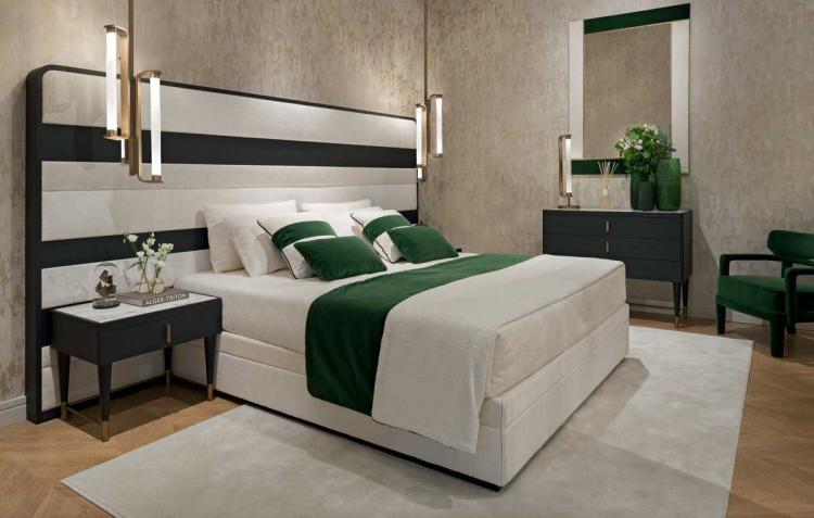 Light and dark tones for the bright master bedroom