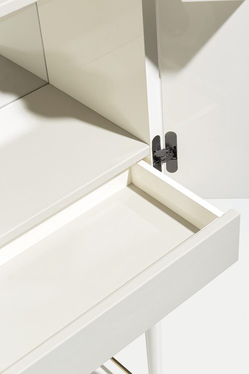 Origami bar cabinet in Avorio finish and bronze metal details