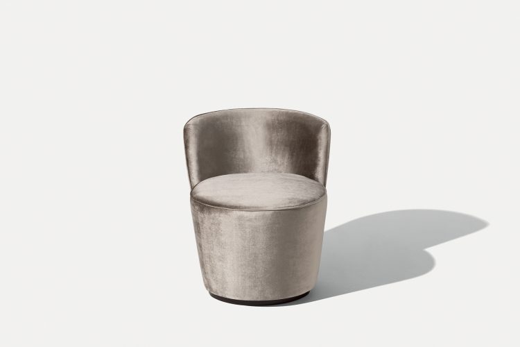 Opera armchair with Moka Oak and covered in velvet