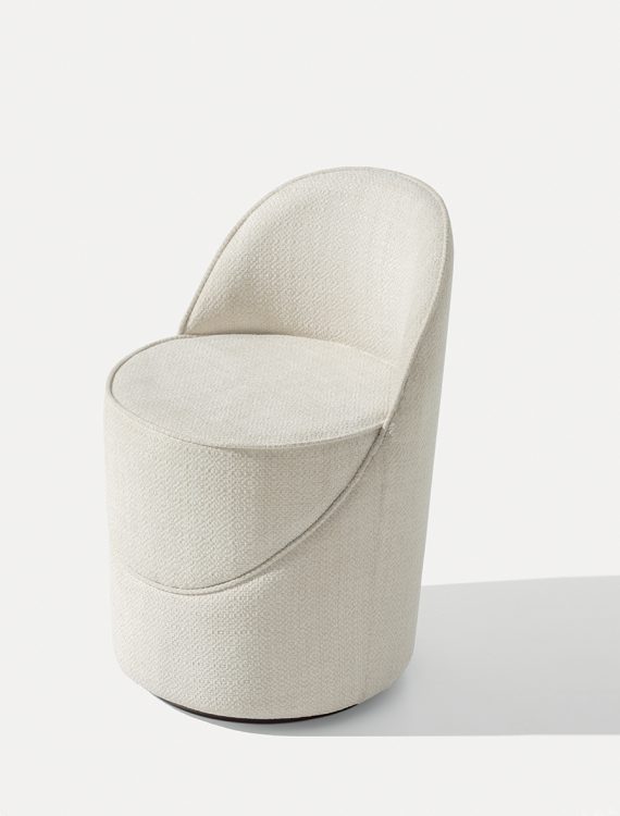 Eleonor covered in fabric