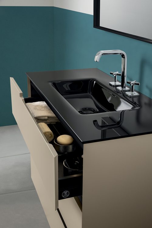 Profilo vanity unit, Lino finish, Maya black integrated glass top, Mirò mirror