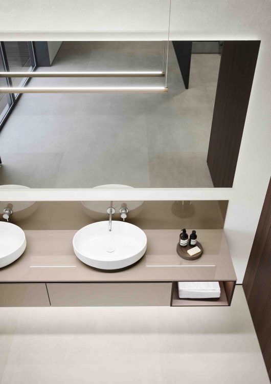 Eden vanity unit in glossy "Avana" lacquered glass, Top in glossy "Avana" lacquered glass, Amy washbasin in glossy white ceramic