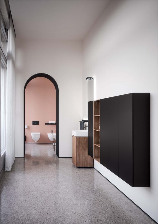 Cube tall units in Nero Lavagna lacquered finish and Open tall units in Walnut