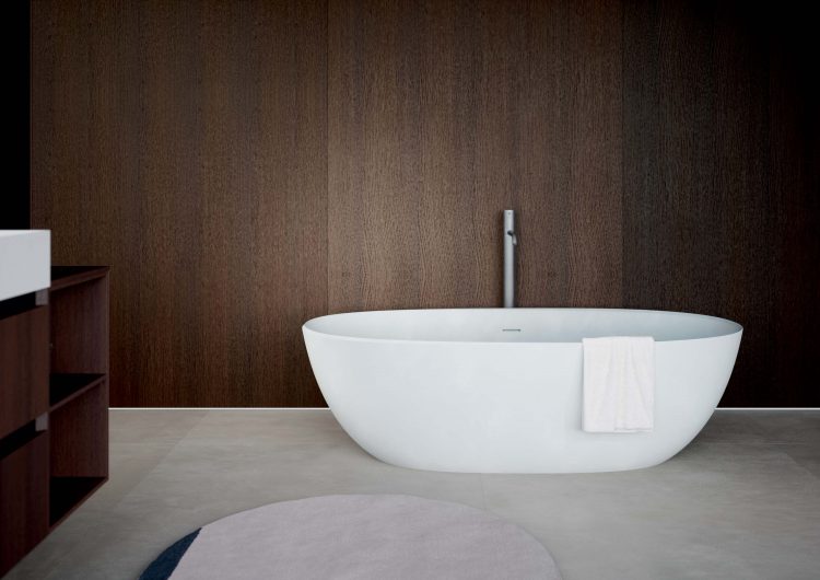 Sirio bathtub in matt white Lightfeel